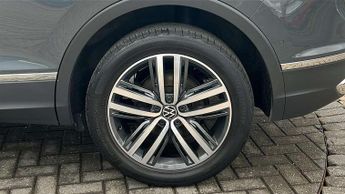 Volkswagen Tiguan 2.0 TDI 4Motion Elegance 5dr DSG