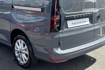 Volkswagen Caddy Maxi 1.5 eHybrid 150 Commerce Pro Van DSG [Assist]