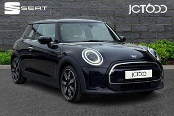 MINI Hatchback 1.5 Cooper Exclusive 3dr Auto