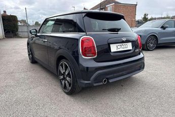 MINI Hatchback 1.5 Cooper Exclusive 3dr Auto