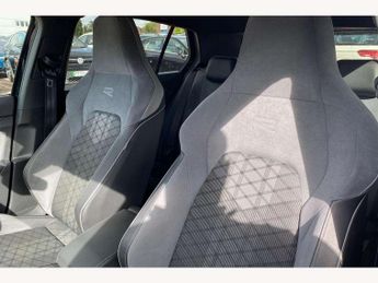 Volkswagen Golf 2.0 TDI 150 R-Line 5dr DSG