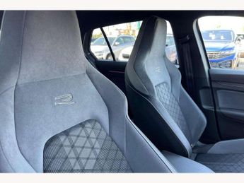 Volkswagen Golf 1.5 eTSI 150 R-Line 5dr DSG
