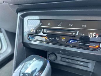 Volkswagen Tiguan 2.0 TDI Life 5dr DSG