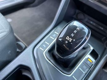 Volkswagen Tiguan 2.0 TDI Life 5dr DSG