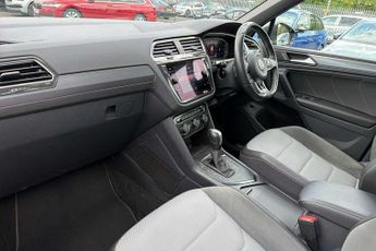 Volkswagen Tiguan 2.0 TSi 230 4Motion SEL 5dr DSG
