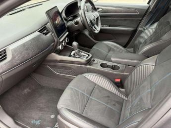 Renault Arkana 1.6 E-Tech FHEV 145 Esprit Alpine 5dr Auto