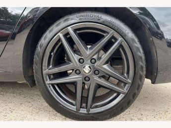 SEAT Leon 1.5 TSI EVO 150 FR Black Edition [EZ] 5dr DSG