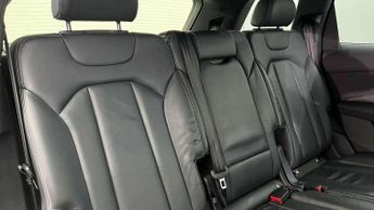 Audi Q7 55 TFSI Quattro Black Edition 5dr Tiptronic