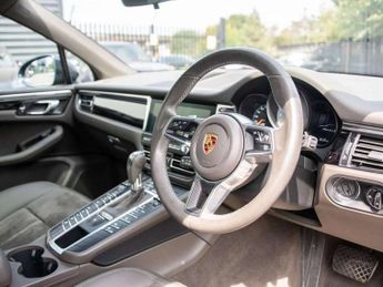 Porsche Macan S 5dr PDK