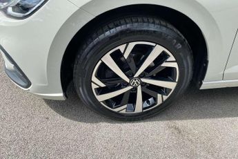 Volkswagen Polo 1.0 TSI Life 5dr DSG