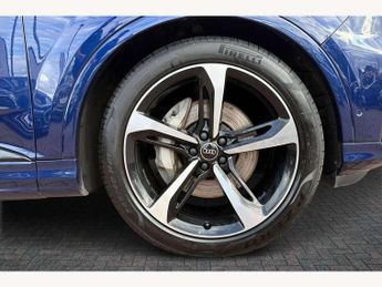 Audi Q7 50 TDI Quattro Black Edition 5dr Tiptronic