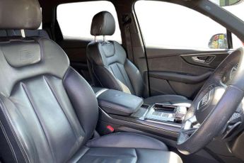 Audi Q7 55 TFSI Quattro Black Edition 5dr Tiptronic