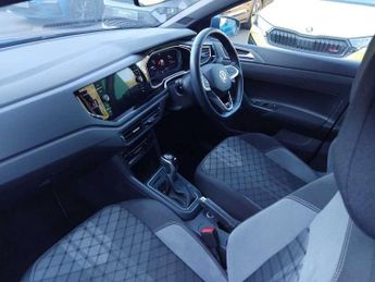 Volkswagen Polo 1.0 TSI 110 R-Line 5dr DSG