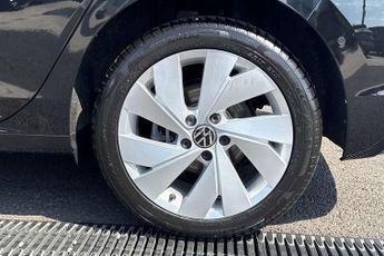 Volkswagen Golf 1.5 TSI 204 Match eHybrid 5dr DSG