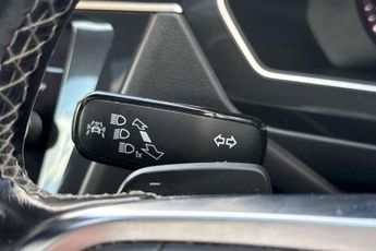 Volkswagen Tiguan 2.0 TSi 180 4Motion R-Line 5dr DSG