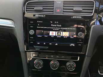 Volkswagen Golf 1.5 TSI EVO 150 R-Line 5dr DSG