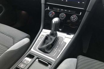 Volkswagen Golf 1.5 TSI EVO 150 R-Line 5dr DSG