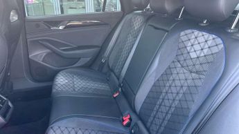 Volkswagen Passat 1.5 TSI eHybrid R-Line 5dr DSG