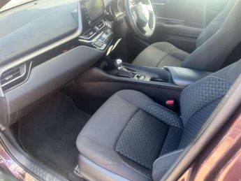 Toyota C-HR 1.8 Hybrid Icon 5dr CVT