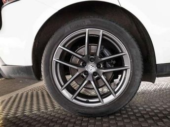 Porsche Macan T 5dr PDK