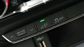 Audi Q5 50 TFSI e Quattro S Line 5dr S Tronic