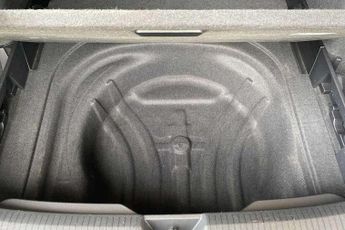 Volkswagen Golf 1.5 eTSI 150 Life 5dr DSG