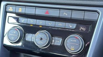 Volkswagen T-Roc 1.5 TSI R-Line 2dr DSG