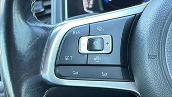 Volkswagen T-Roc 1.5 TSI R-Line 2dr DSG