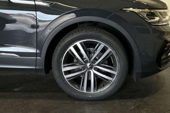 Volkswagen Tiguan 2.0 TDI Elegance 5dr DSG