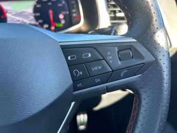 SEAT Ateca 1.5 TSI EVO FR Sport 5dr DSG