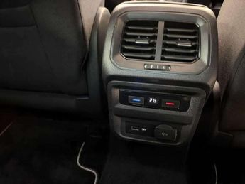 Volkswagen Tiguan 2.0 TDi 150 4Motion SEL 5dr DSG