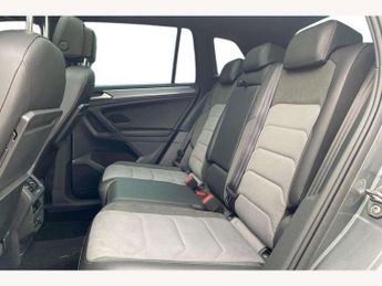 Volkswagen Tiguan 2.0 TDi 150 4Motion R-Line 5dr DSG