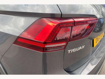 Volkswagen Tiguan 2.0 TDi 150 4Motion R-Line 5dr DSG
