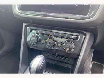 Volkswagen Tiguan 2.0 TDi 150 4Motion R-Line 5dr DSG