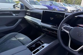 Volkswagen Passat 1.5 TSI eHybrid Life 5dr DSG