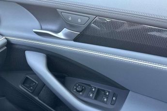 Volkswagen Passat 1.5 TSI eHybrid Life 5dr DSG