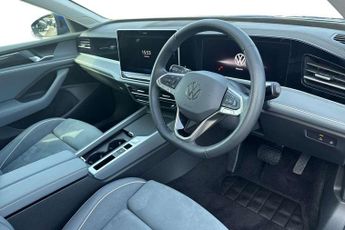 Volkswagen Passat 1.5 TSI eHybrid Life 5dr DSG