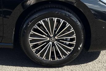 Volkswagen Passat 1.5 TSI eHybrid Elegance 5dr DSG