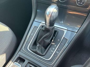 Volkswagen Golf 1.0 TSI 110 SE [Nav] 5dr DSG