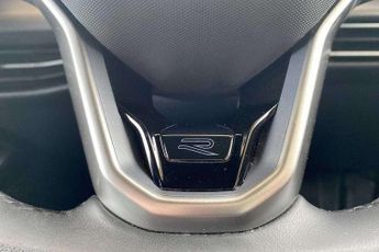 Volkswagen Golf 1.5 eTSI 150 R-Line 5dr DSG