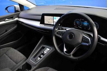 Volkswagen Golf 1.5 eTSI Life 5dr DSG