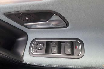 Mercedes-Benz CLA CLA 200 AMG Line Premium 5dr Tip Auto
