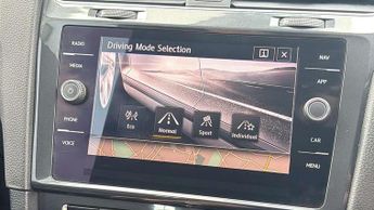 Volkswagen Golf 1.4 TSI SE 5dr DSG [Nav]