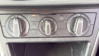 Volkswagen Polo 1.0 TSI Life 5dr