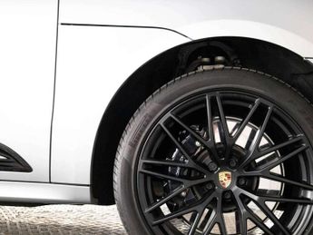 Porsche Macan GTS 5dr PDK