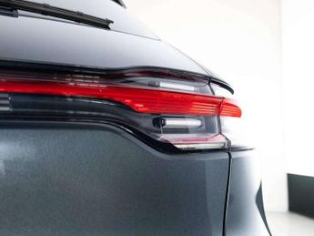 Porsche Macan T 5dr PDK