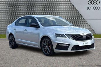 Skoda Octavia 2.0 TSI 245 vRS 5dr [Black Pack]