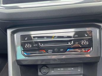 Volkswagen Tiguan 2.0 TSI 4Motion Elegance 5dr DSG