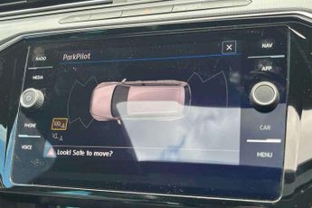 Volkswagen Passat 2.0 TDI R-Line 5dr DSG [Panoramic Roof] [7 Speed]