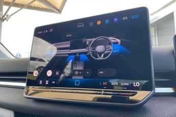 Volkswagen T-Roc 1.5 eTSI Life 5dr DSG